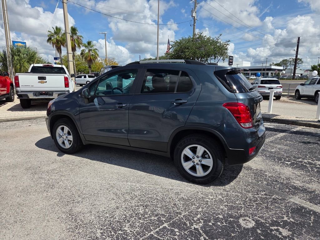 2022 Chevrolet Trax LT - Photo 10