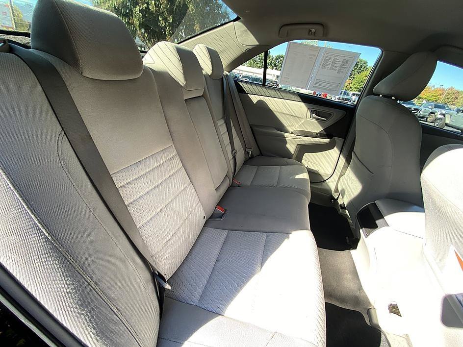 Used 2017 Midnight Black Metallic Toyota LE image 23