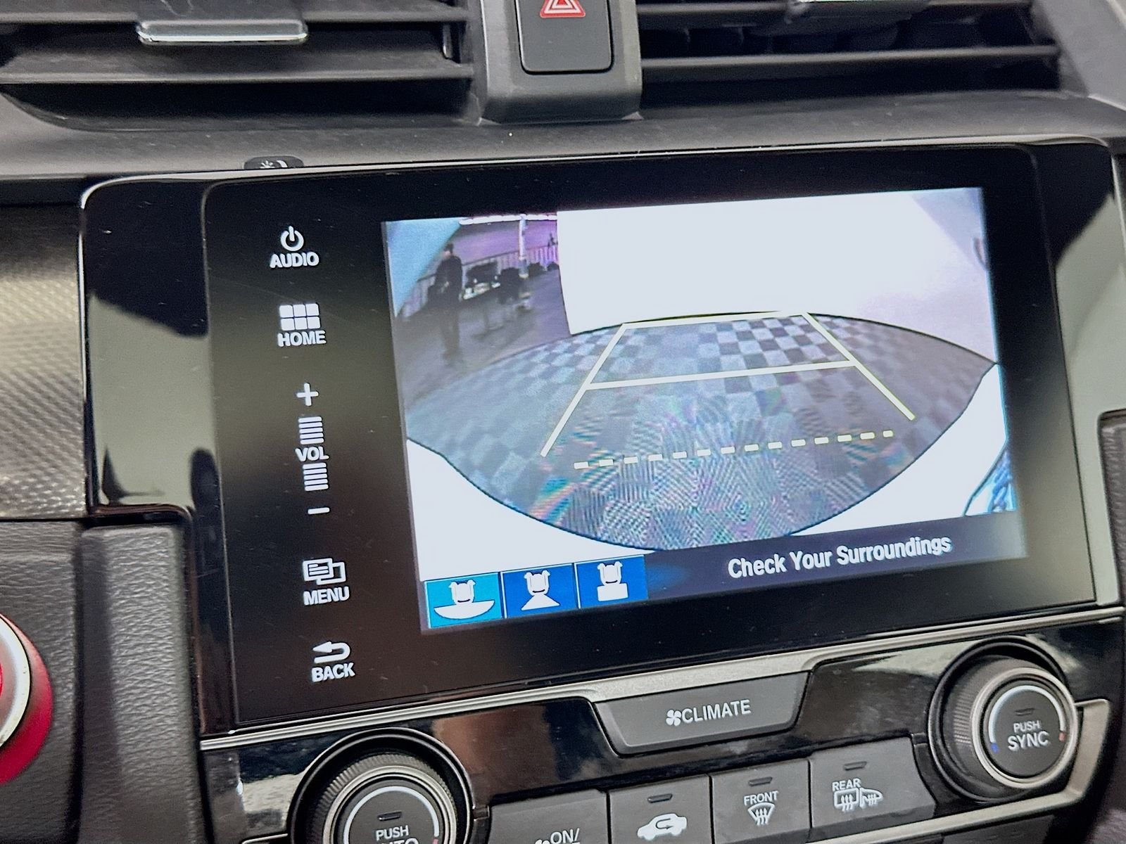 Used 2018 White Honda EX image 13