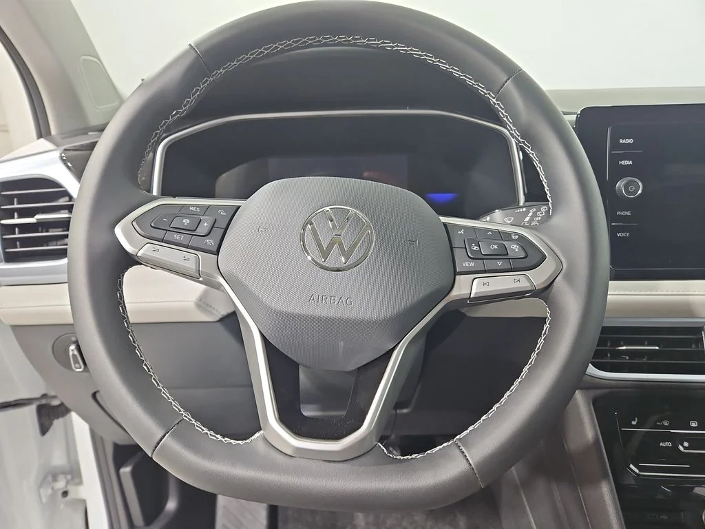 New 2026 Blue Volkswagen 1.5T SE image 14
