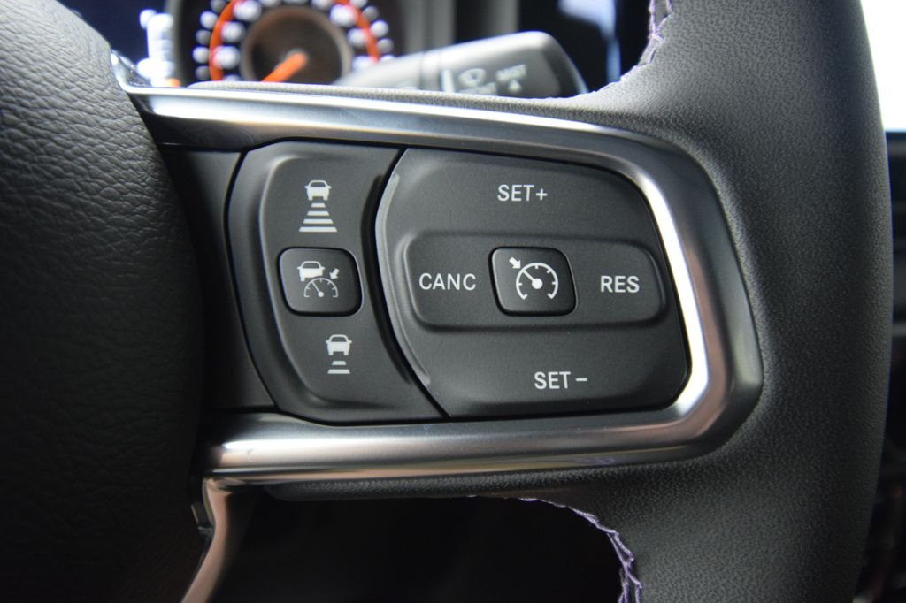 New 2026 Bright White Clearcoat Jeep  image 27