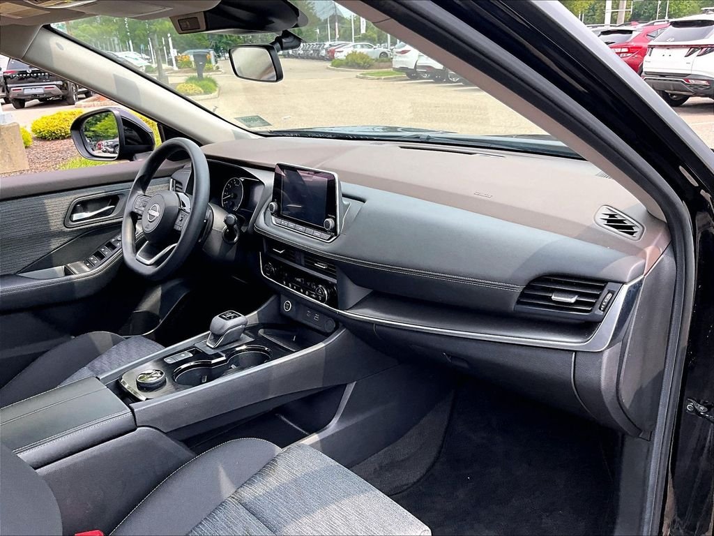 Used 2023 Black Nissan SV image 14