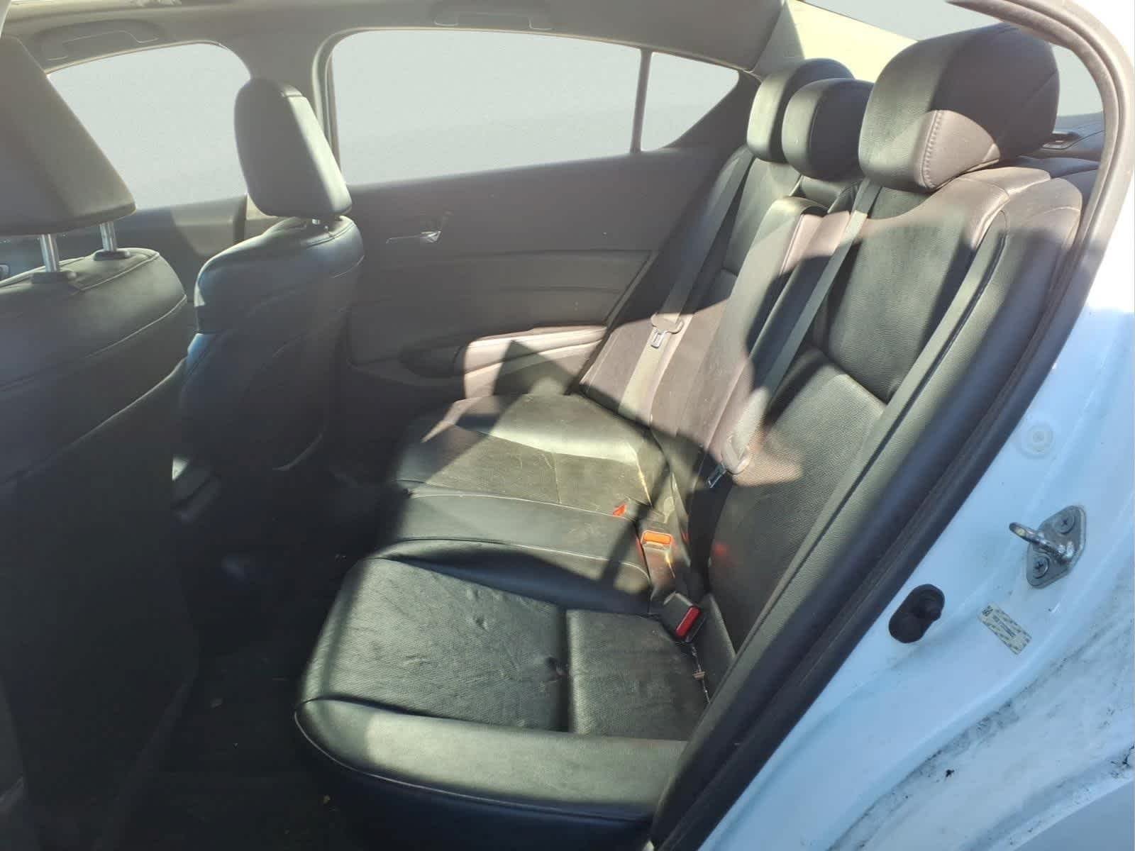 Used 2014 Bellanova White Pearl Acura  image 15