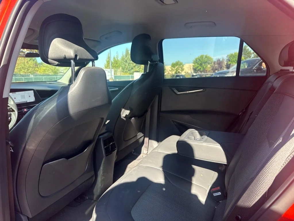 Used 2023 Fire Orange Kia Wind image 18