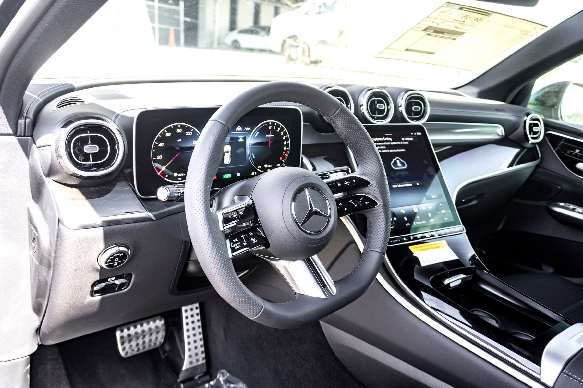 2025 Mercedes-Benz GLC Base - Photo 38