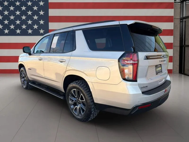 Used 2021 Silver Chevrolet Z71 Sport Utility 4D image 5