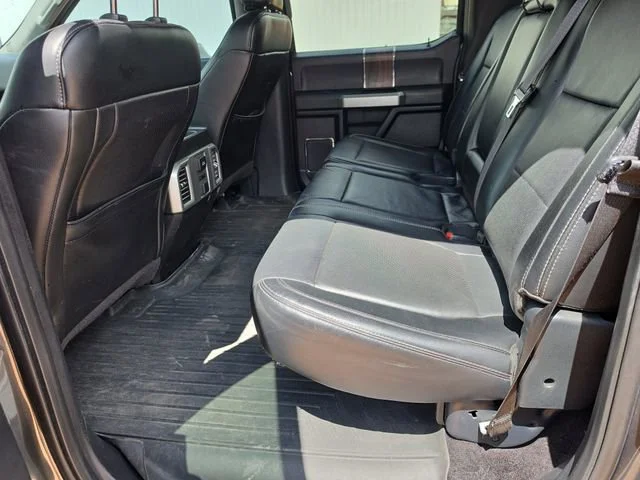 Used 2015 Gray Ford LARIAT image 34