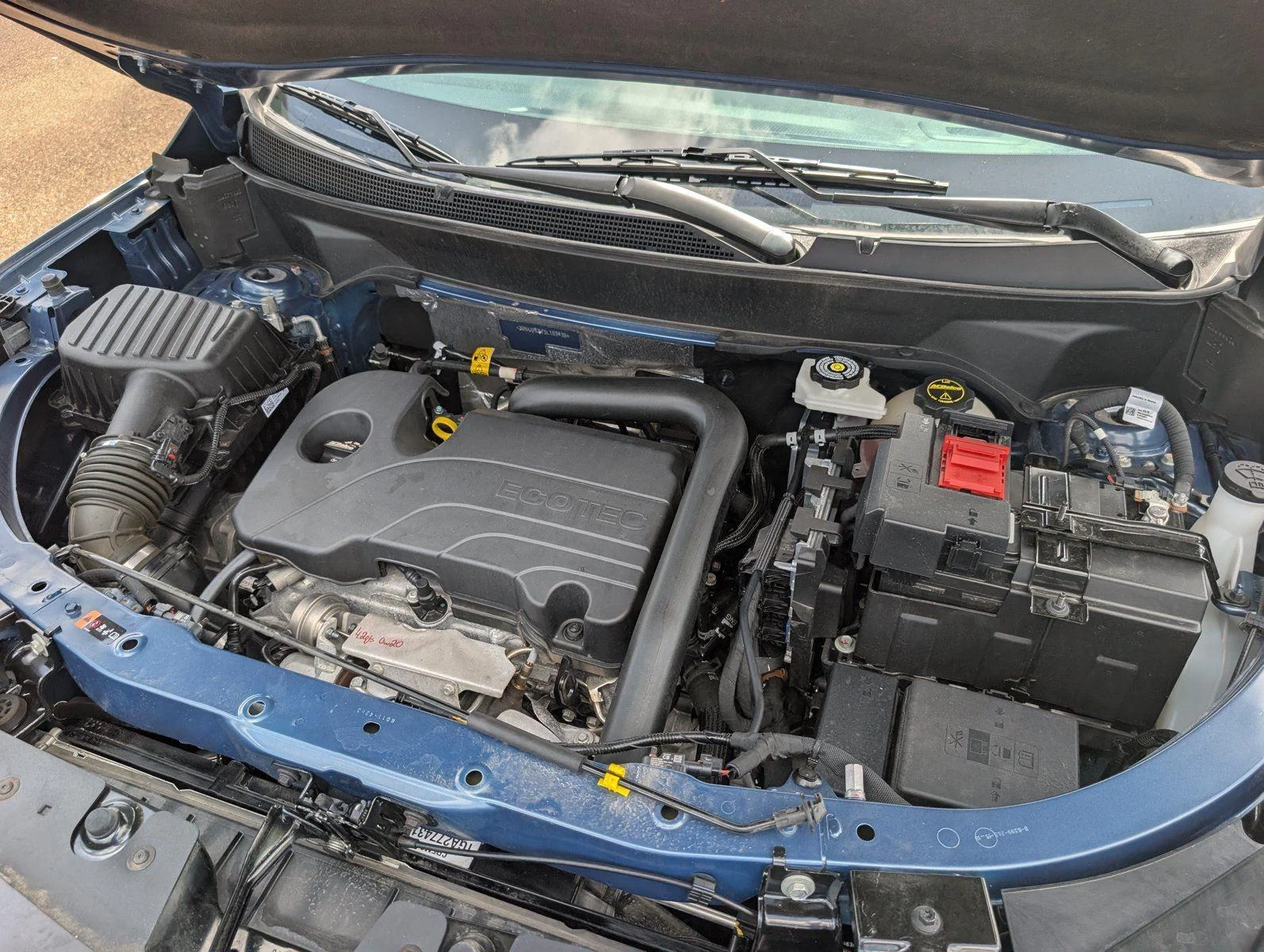 Used 2025 Lakeshore Blue Metallic Chevrolet LT image 37