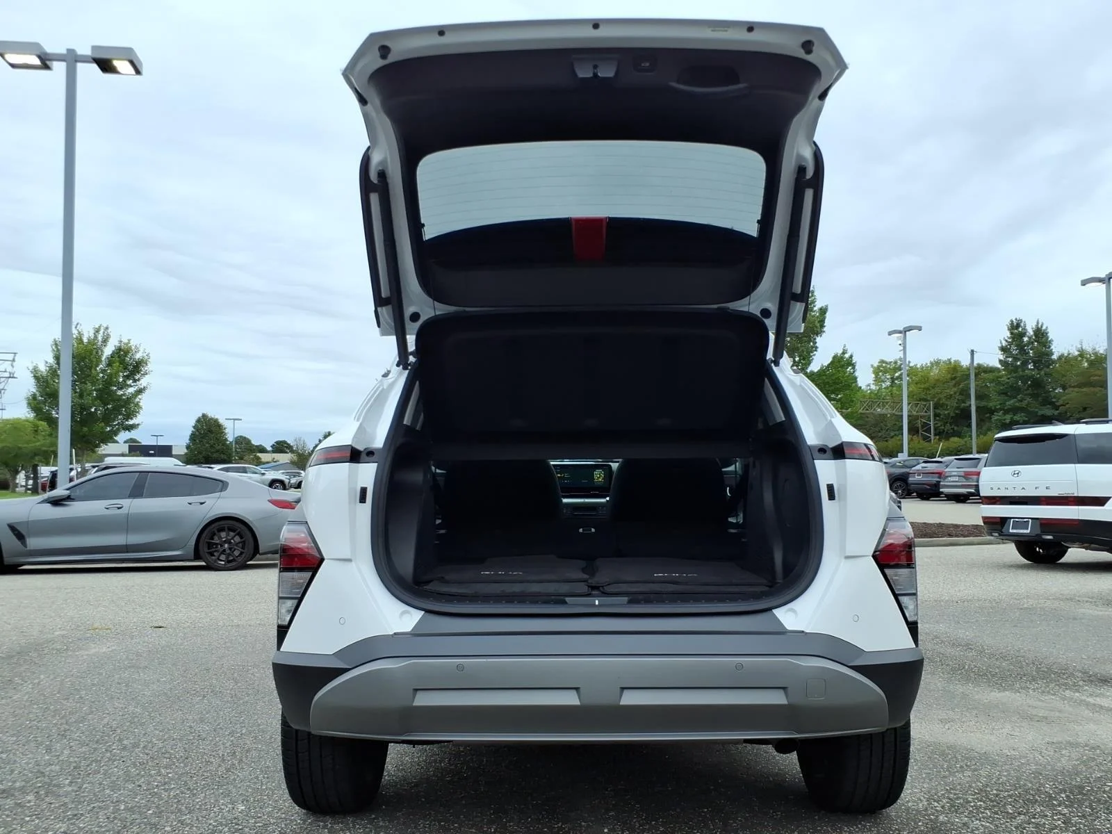 Used 2026 Atlas White Hyundai Limited image 31