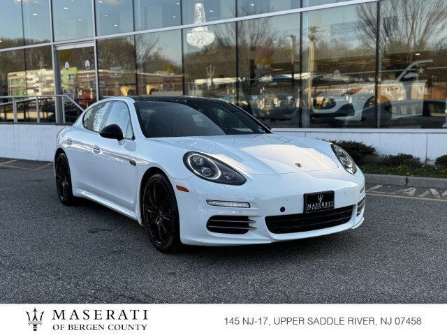 2016 Porsche Panamera