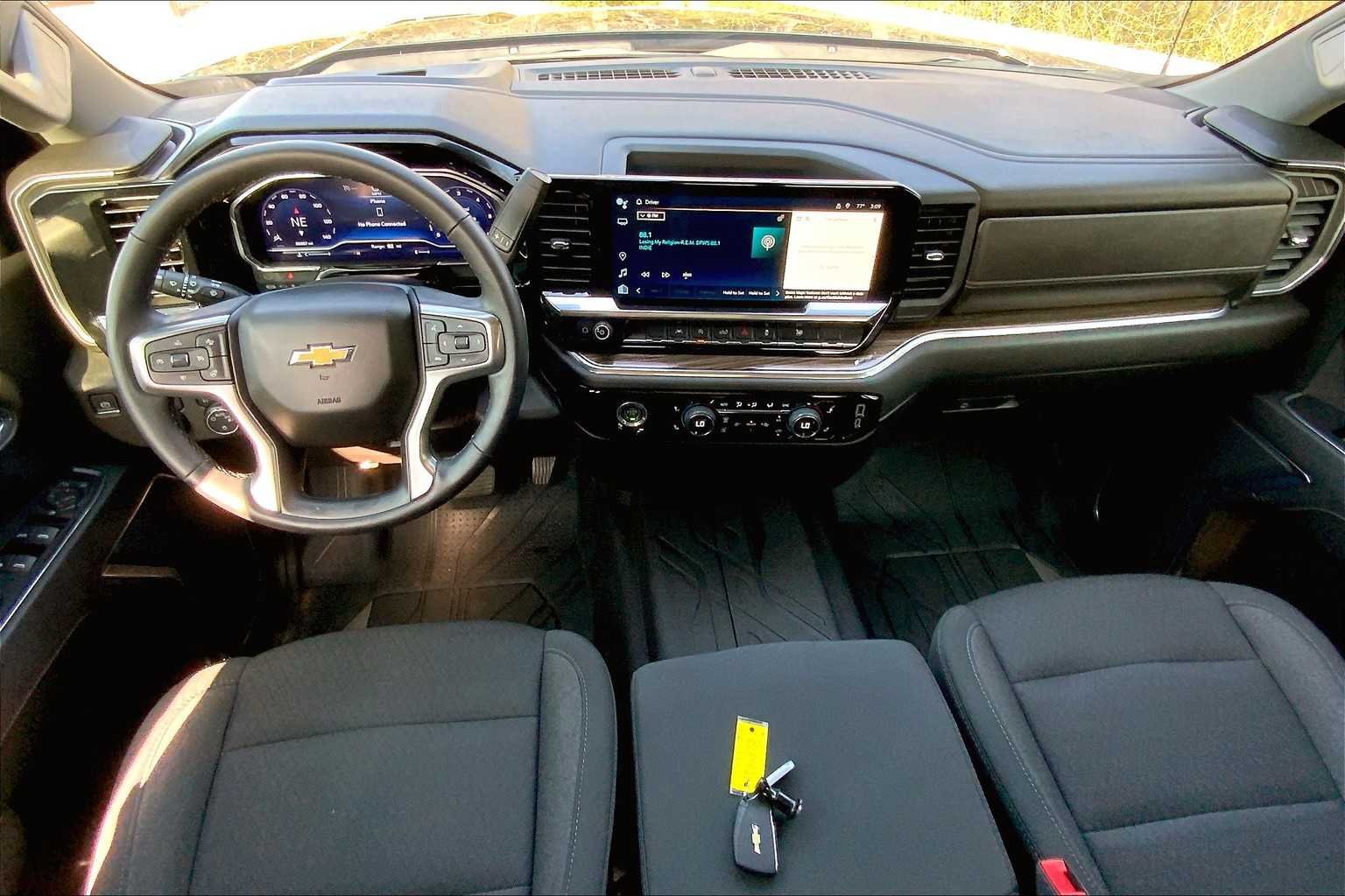 Used 2023 Northsky Blue Metallic Chevrolet LT image 15