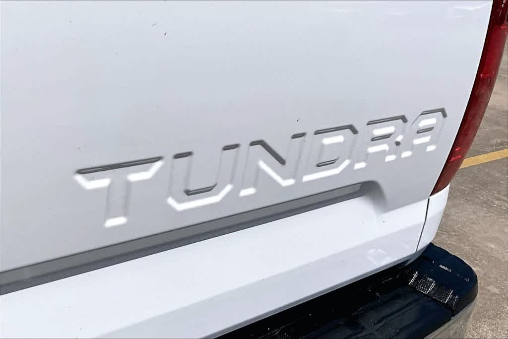 Used 2019 Super White Toyota SR5 image 10