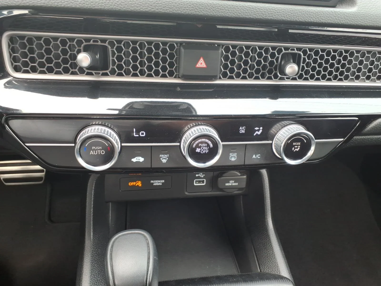 Used 2023 Lunar Silver Metallic Honda 2.0L 4D SPORT image 19