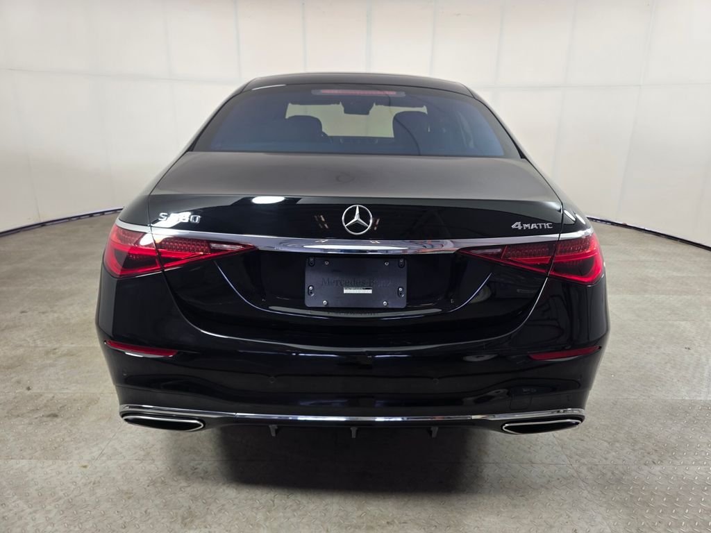 Used 2023 Black Mercedes-Benz S 580 image 5