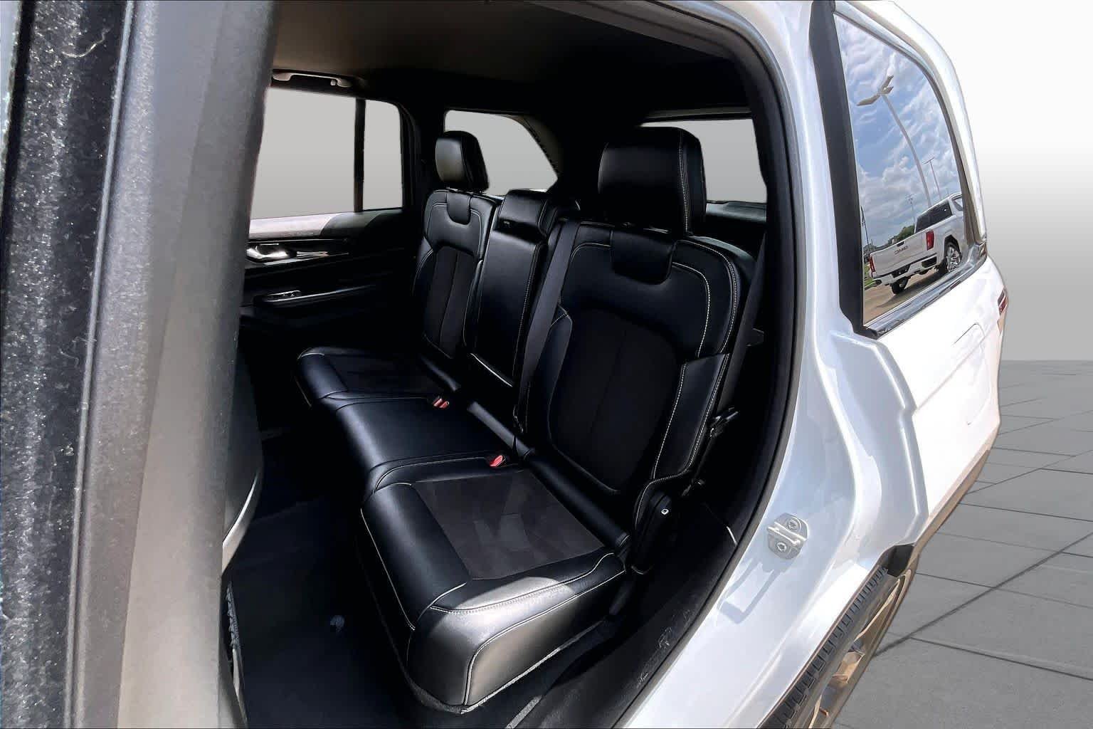 Used 2023 Bright White Clearcoat Jeep Altitude image 20