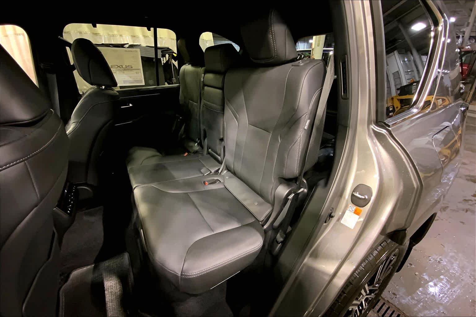 2026 Lexus LX 600 Luxury - Photo 23