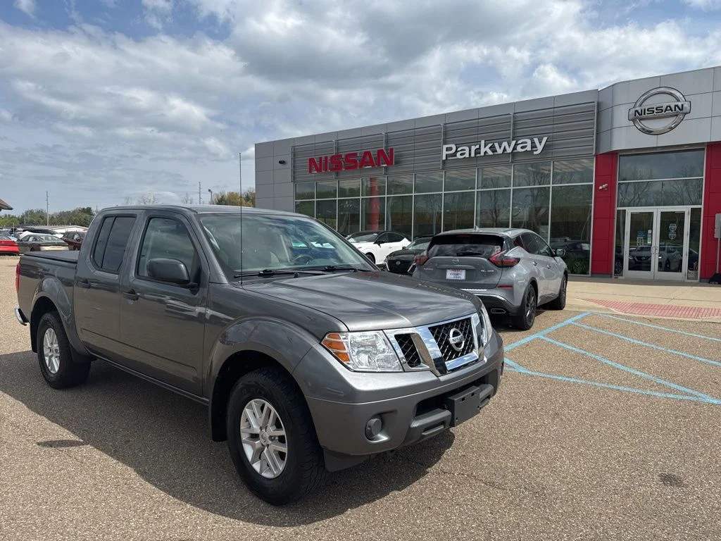 2019 Nissan Frontier 4.0 SV Crew Cab 4X4 AT SWB's photo