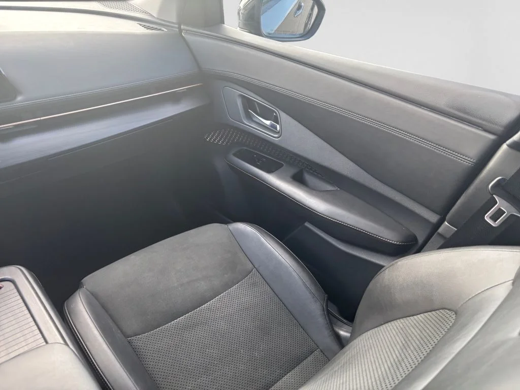 Used 2023 Gray Nissan ENGAGE image 30