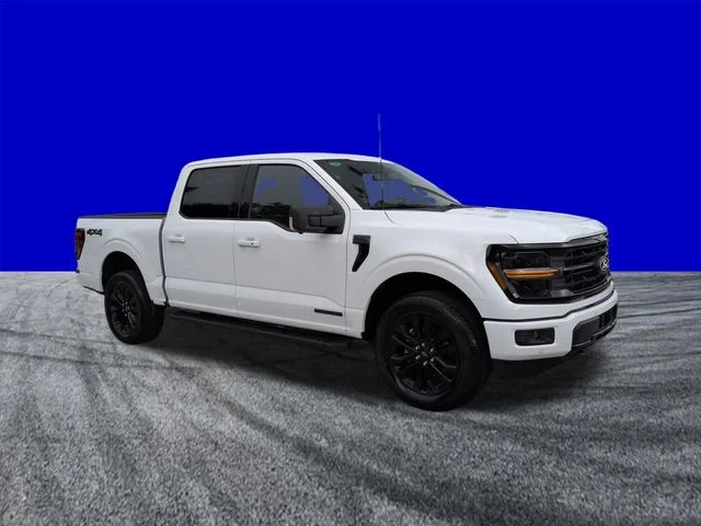 New 2026 White Ford XLT image 2