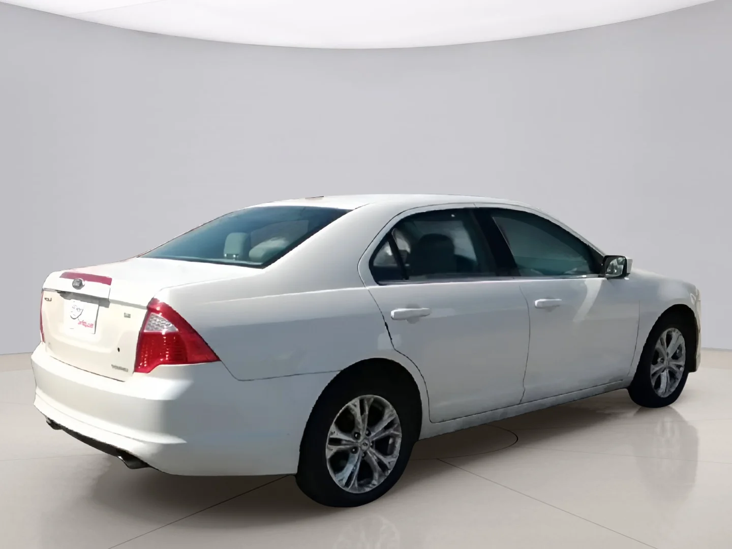 Used 2012 White Ford SE image 8