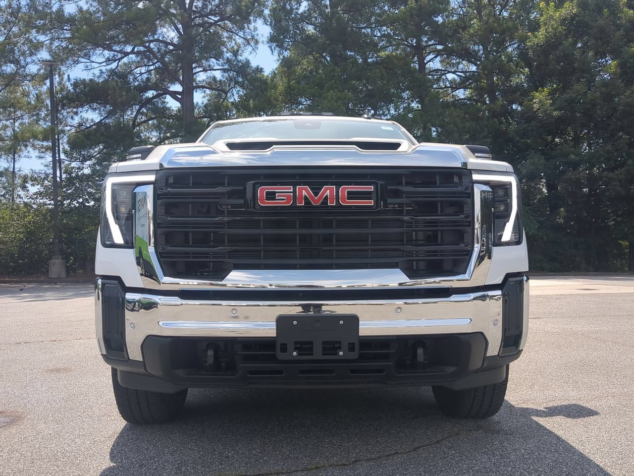 New 2026 Summit White GMC Pro image 3