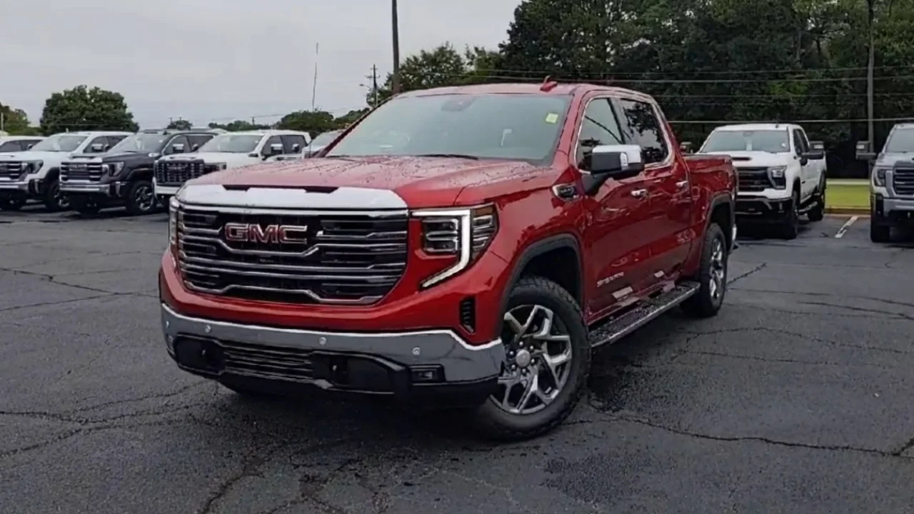 New 2026 Volcanic Red Tintcoat GMC SLT image 4