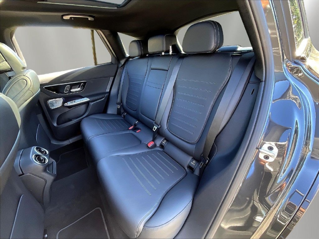 Used 2026 Graphite Mercedes-Benz GLC 300 image 24