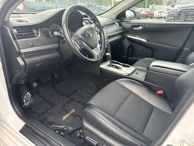 Used 2012 Super White Toyota L image 18