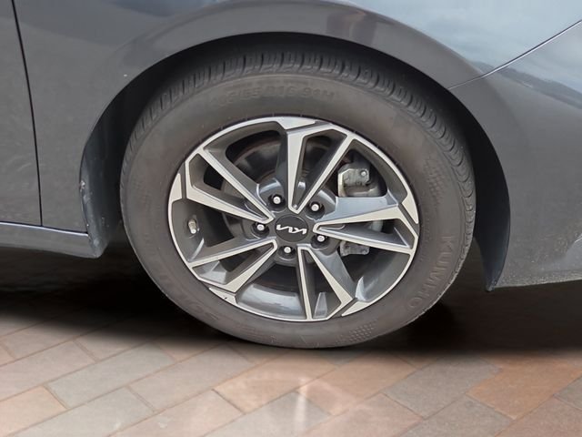 Certified Used 2024 Gray Kia LXS image 19