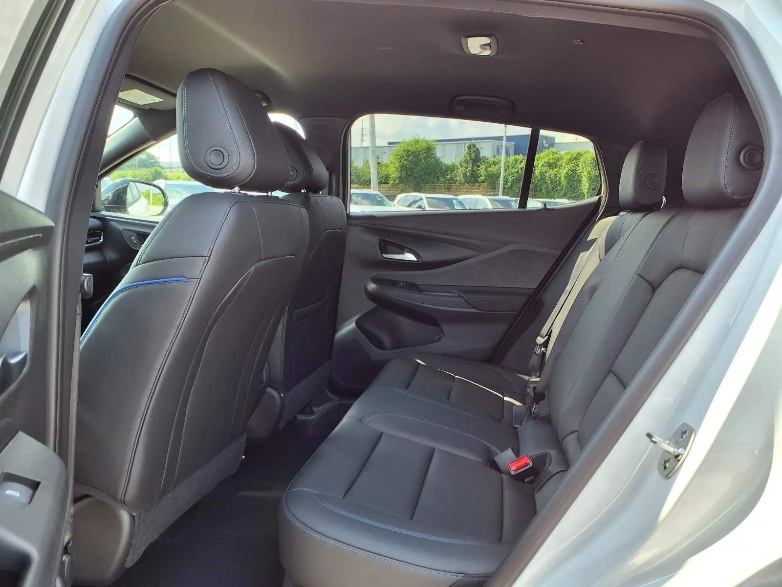 2026 Buick Envista Sport Touring - Photo 16