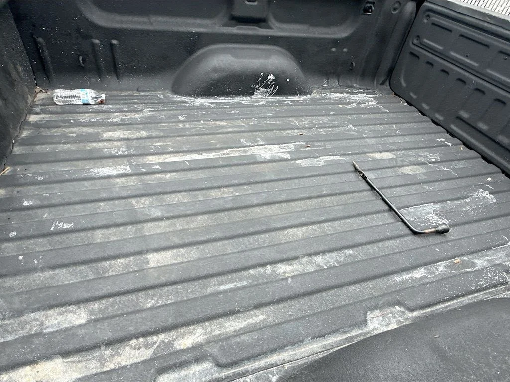 Used 2018 Black GMC SLE image 25