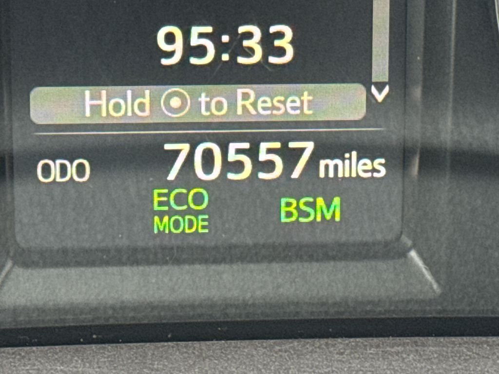 Used 2016 Gray Toyota SE image 19
