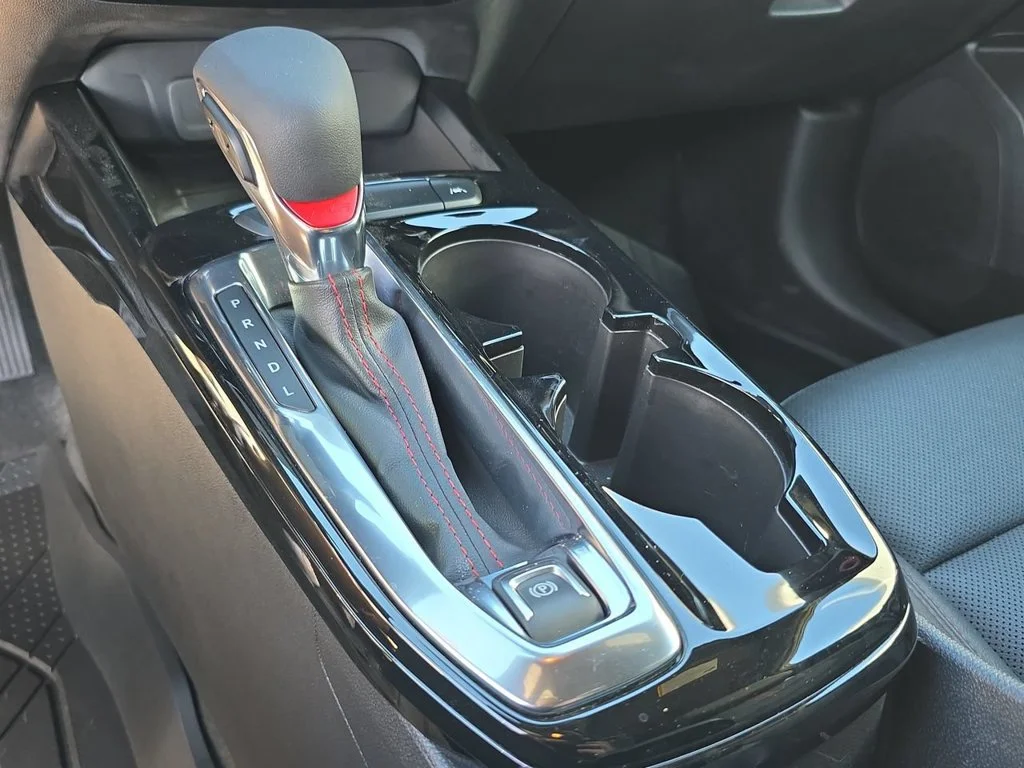2025 Chevrolet Trax RS - Photo 16