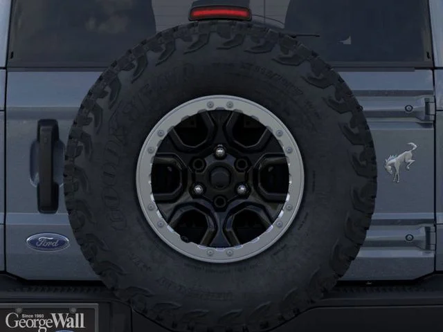 New 2025 Azure Gray Metallic Tri-Coat Ford Badlands® image 24