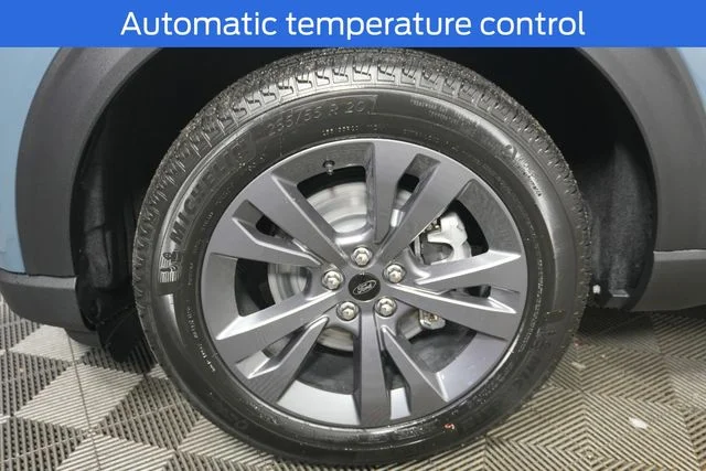New 2026 Vapor Blue Metallic Ford Active image 9