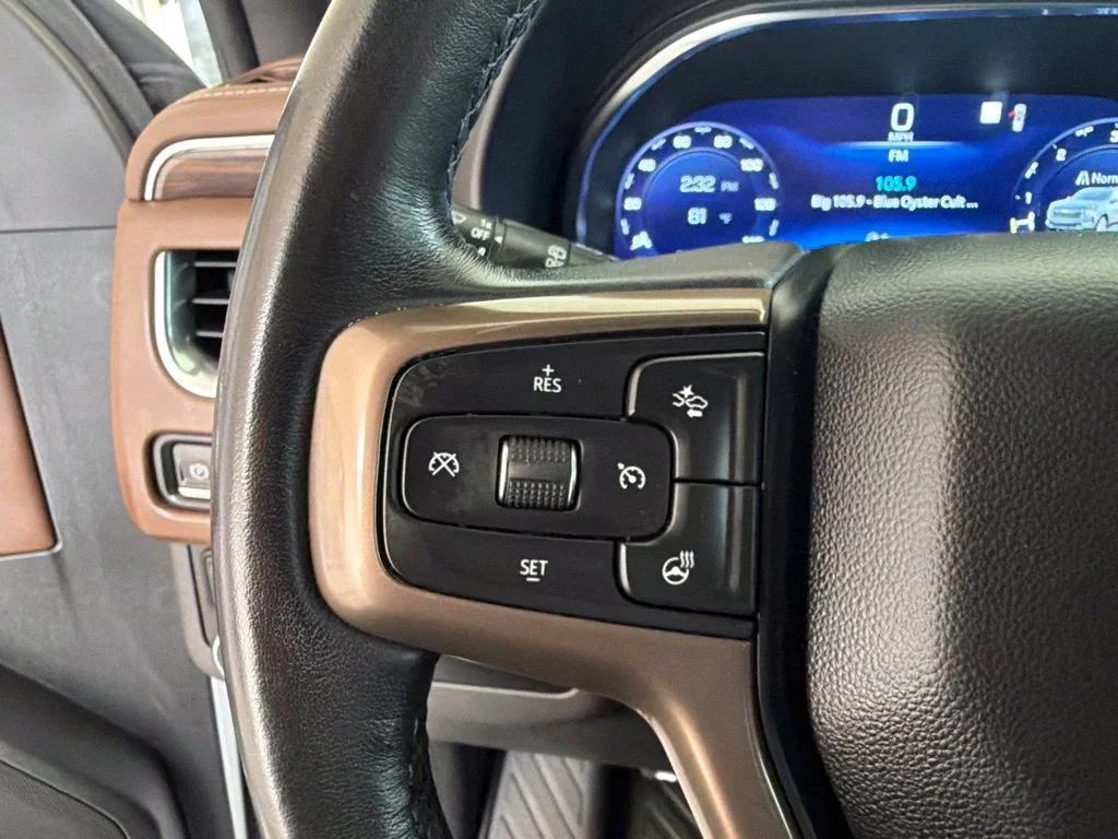 Used 2022 White Chevrolet High Country image 52