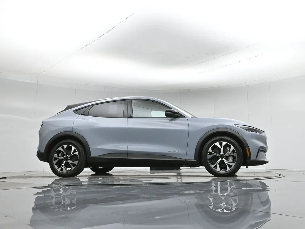 New 2026 Gray Ford Select image 81