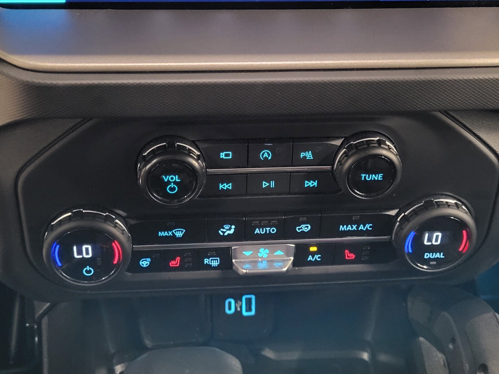 Used 2023 Red Ford Raptor image 17