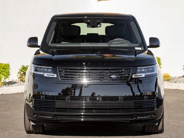 New 2026 Narvik Black Land Rover SV Black Edition image 3