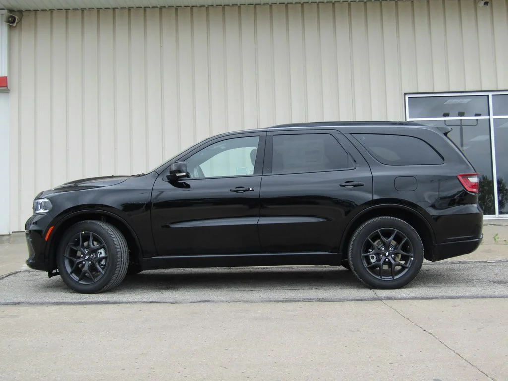 New 2026 DB Black Clearcoat Dodge GT Plus HEMI V8 image 11