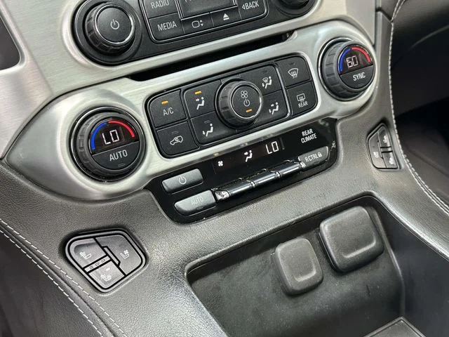 Used 2020 Black GMC SLT image 21