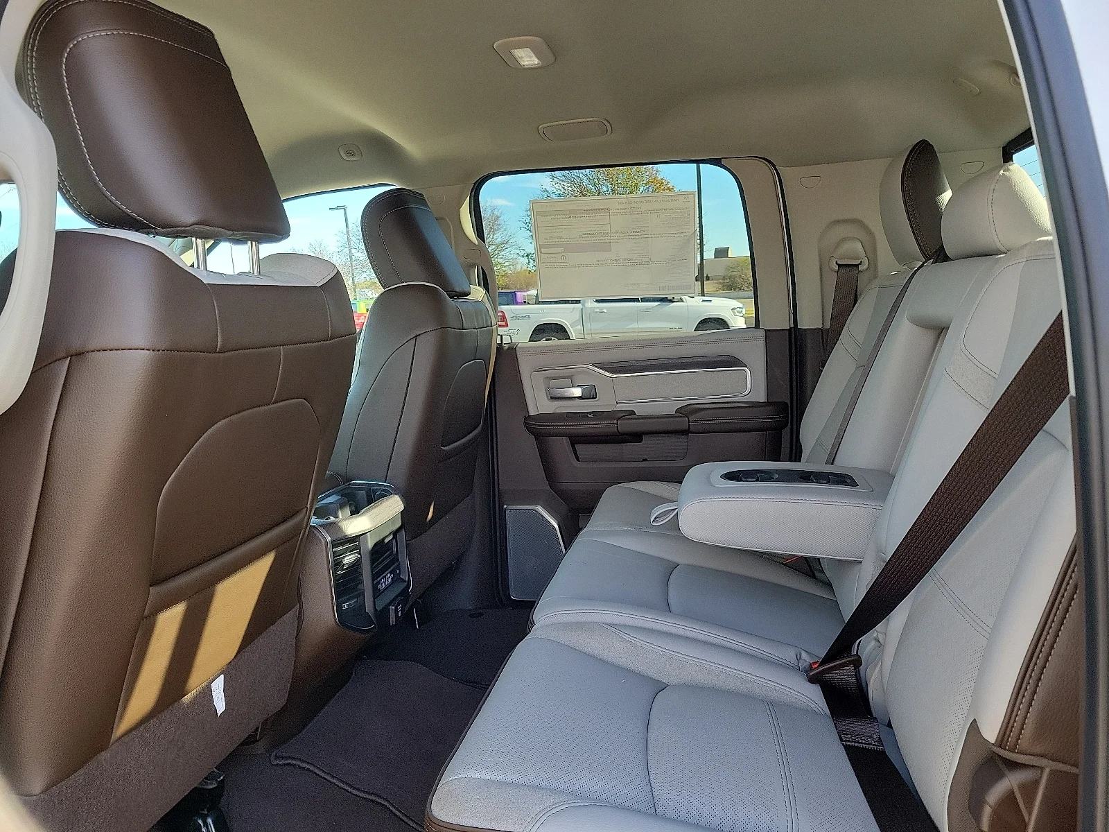 New 2026 PW7 Bright Whit Ram LARAMIE MEGA CAB 4X4 6