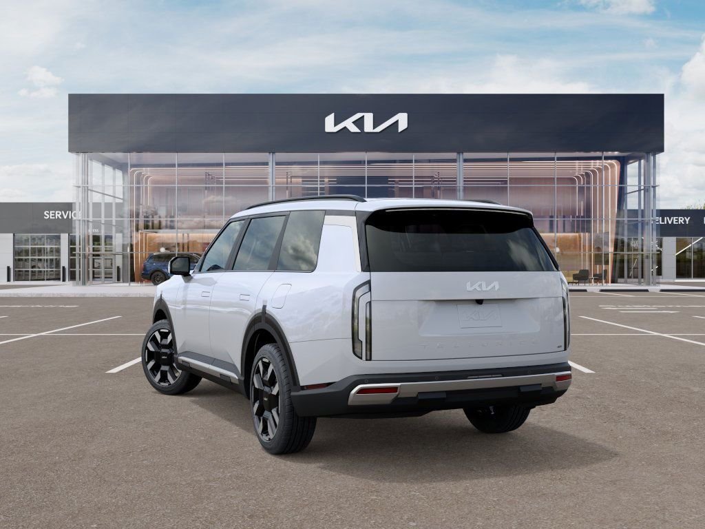 New 2027 Glacial White Kia S image 4