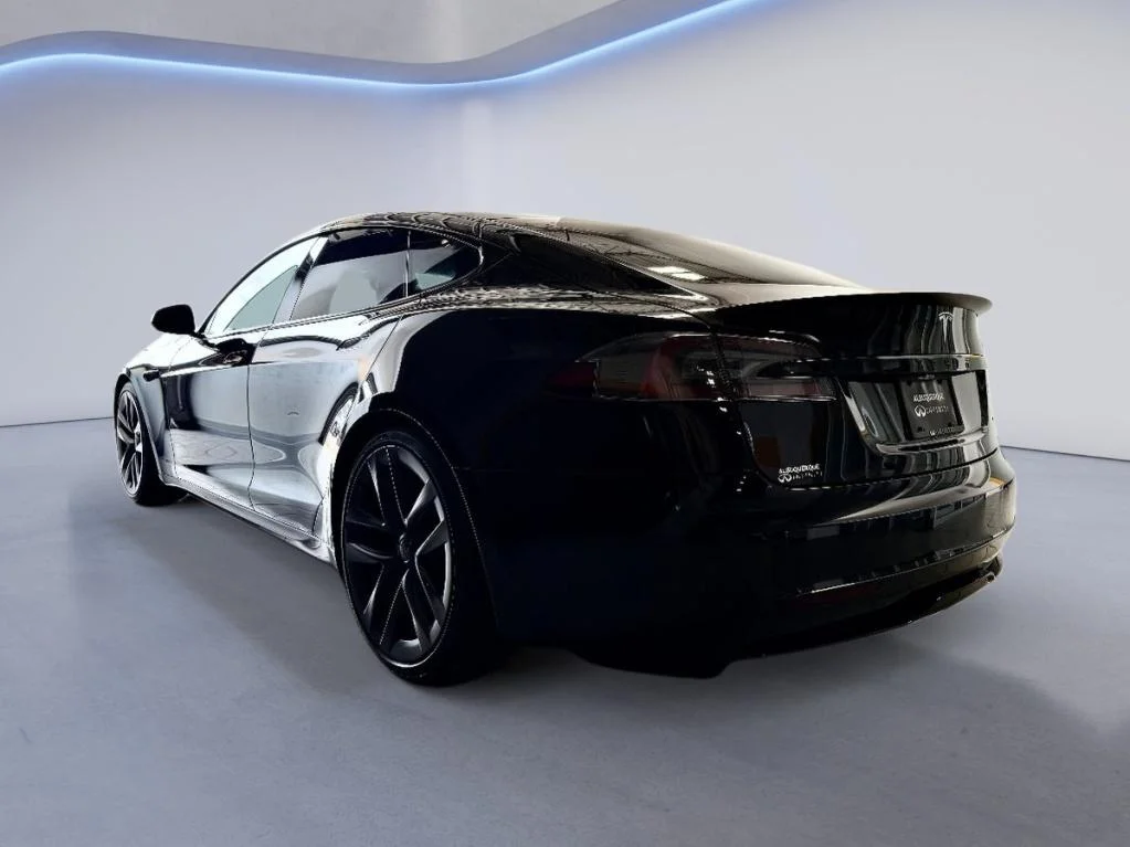 Used 2022 Solid Black Tesla Plaid image 6