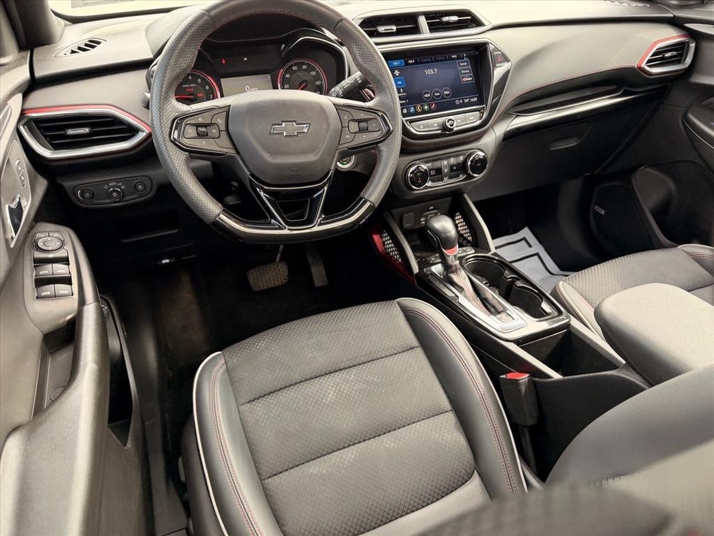 Used 2021 Oasis Blue Chevrolet RS image 9