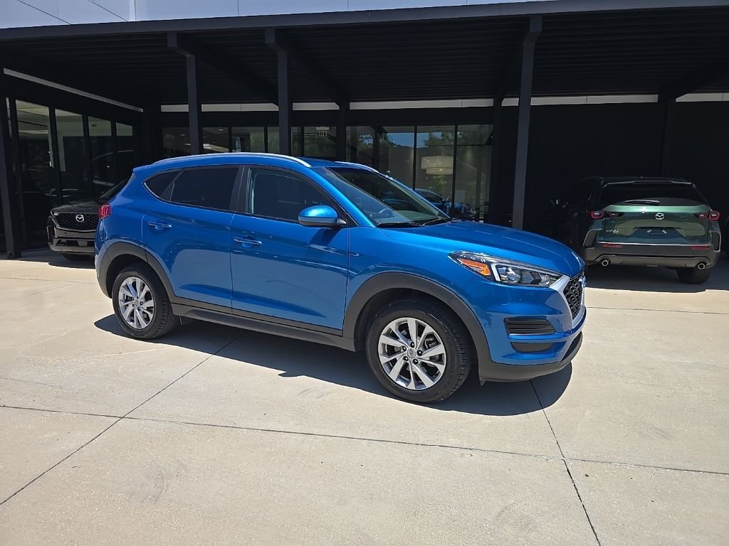 Used 2020 Blue Hyundai Value image 3