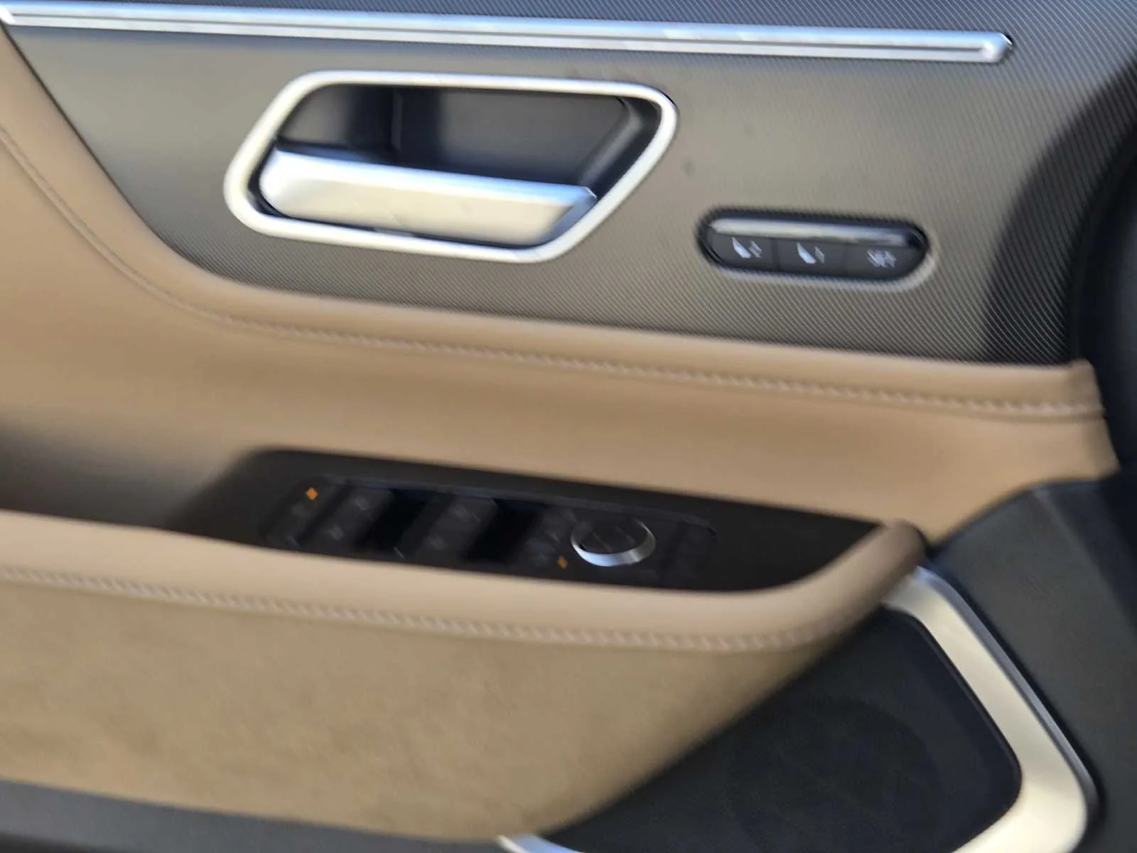 New 2026 BLACK OBSIDIAN INFINITI Luxe 2WD image 15