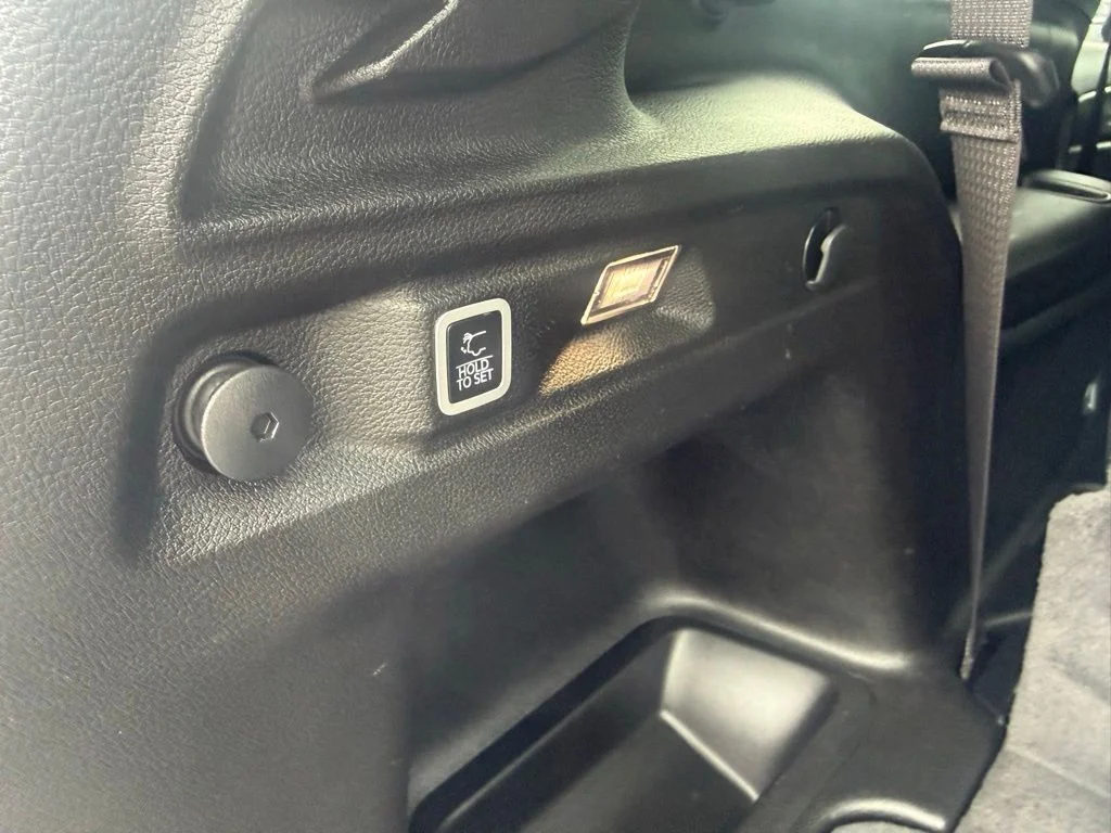 Used 2024 Black Jeep Altitude X image 48