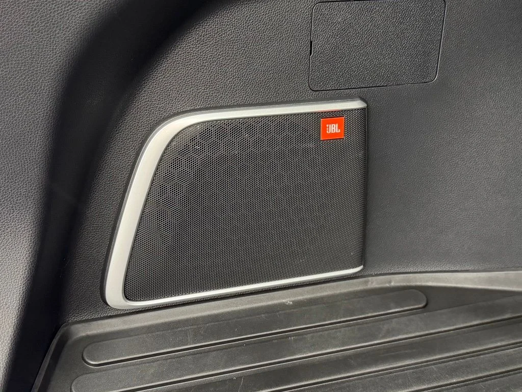 Used 2021 Black Toyota XLE image 6