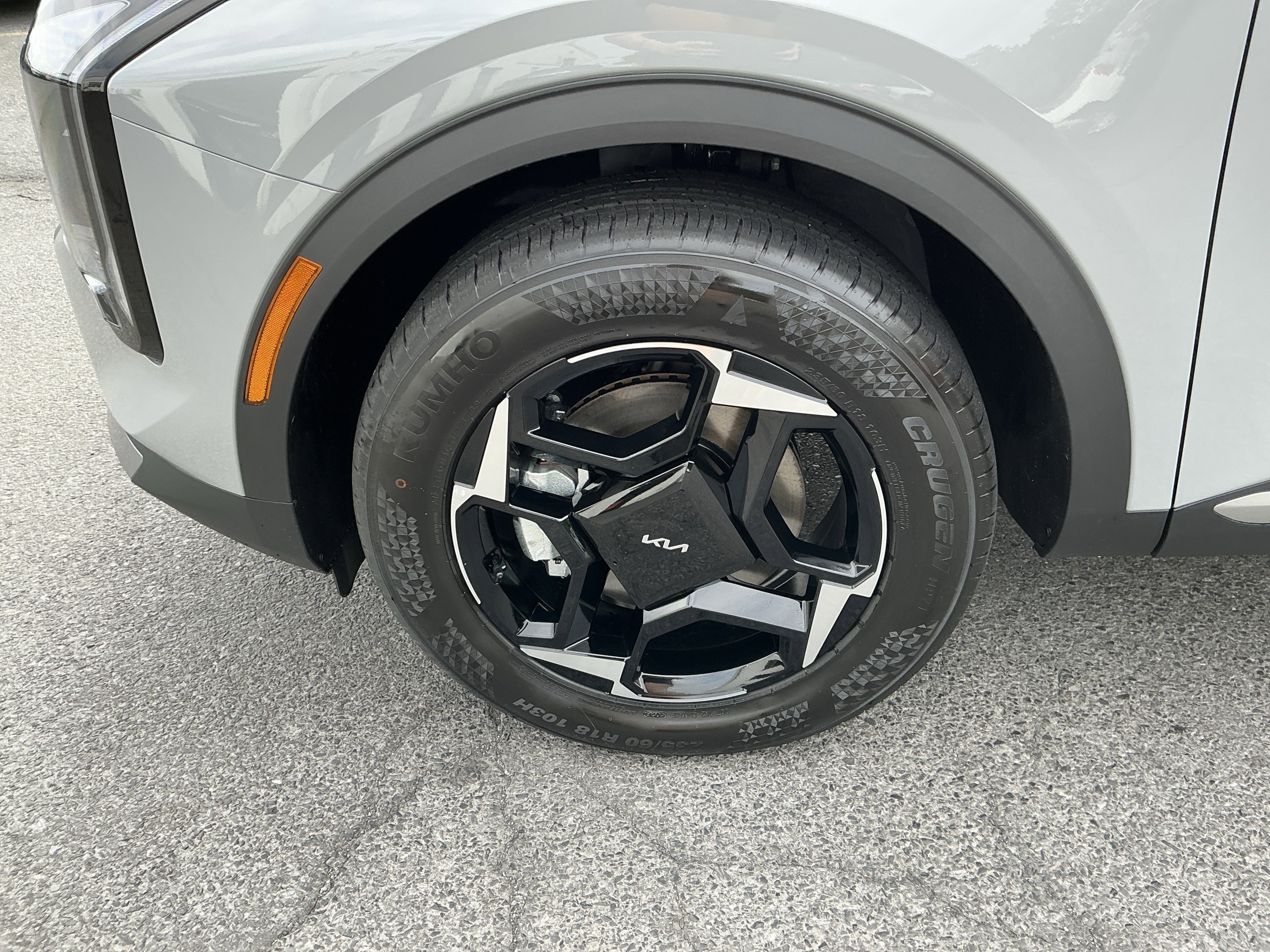 New 2026 Wolf Gray Kia EX image 42